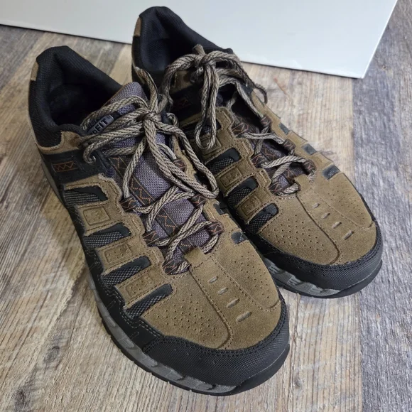 Skechers Sport Men's Outland Thrill Seeker Sneaker Lace Up Walking Shoe Size 9.5 - Picture 1 of 10